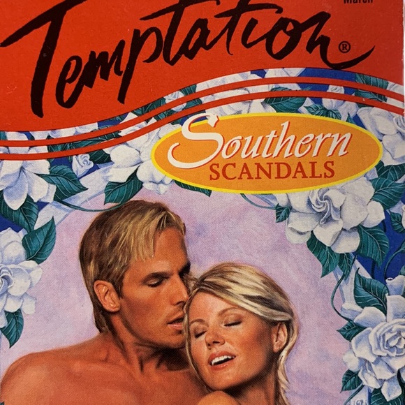 ⭐️2/$12⭐️set of 4 romance novels - Picture 2 of 9